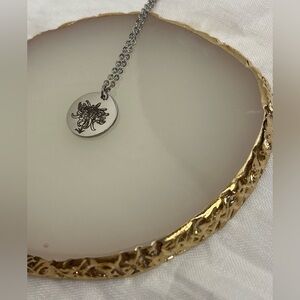 Dainty engraved FLOWER‎ Pendant | SILVER Stainless Steel Necklace